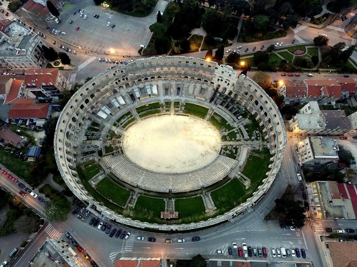 Apartment Rubix Pula Zewnętrze zdjęcie